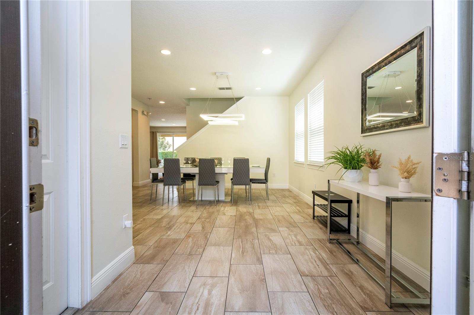 421 NOVI PATH