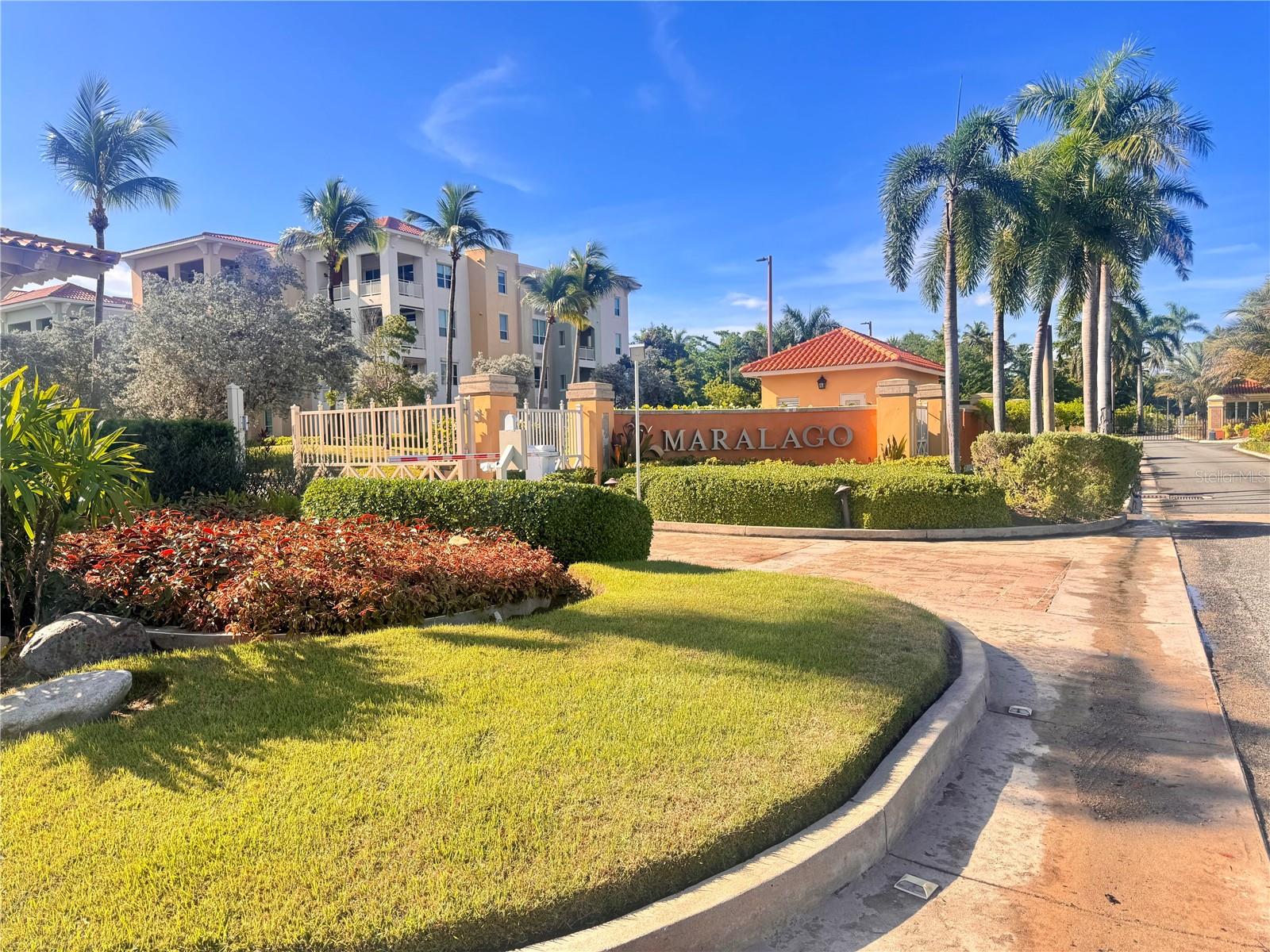 AVAILABLE FOR RENT at MARALAGO, PALMAS DEL MAR. Ample 2 bedrooms, 2 bathrooms condo apartment with balcony with lake view, fully furnished and equipped. Maralago is a very peaceful community with luscious gardens and beautiful lake, it has a full generator for residents, a community clubhouse with 2 pools and jacuzzi, it has security and tele entry system. This condo has 1,612 sq ft aprox, 2 assigned parking spaces, a BBQ area and it is pet friendly. Utilities not included.