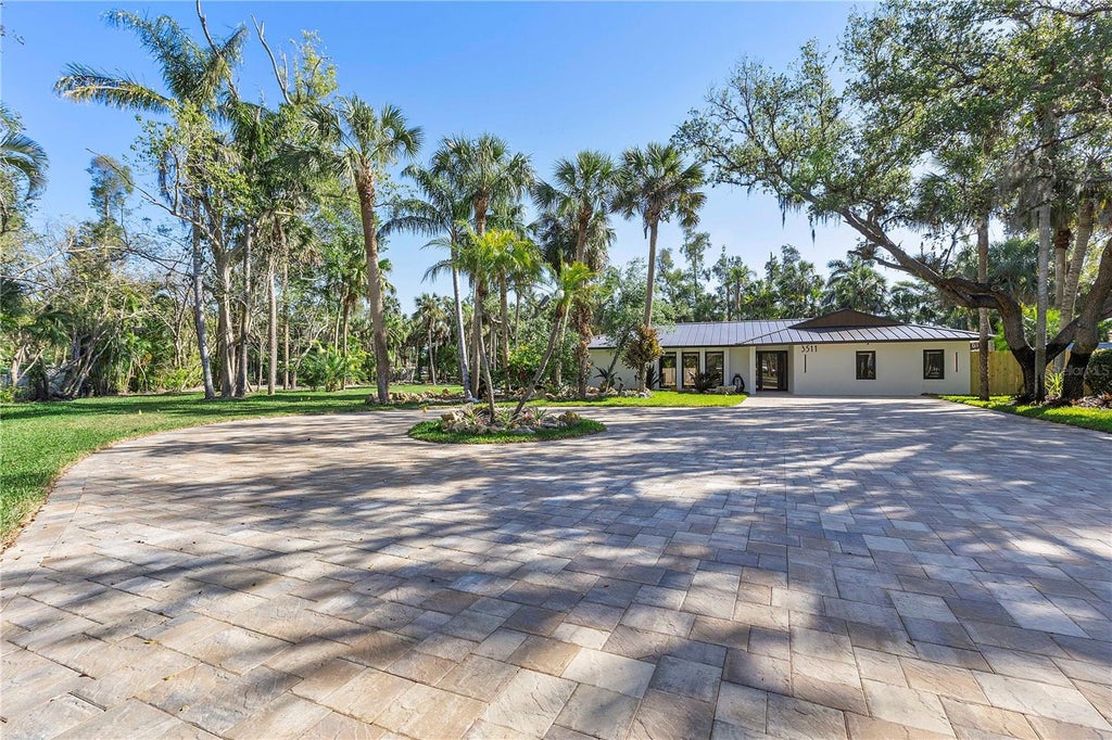 Photo of 3511 Heritage Lane, Fort Myers, FL 33908 (MLS # C7531962)