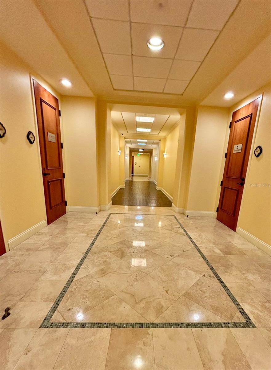 OFFICES/VERANDA PARK BLDG 1500 - Commercial Lease