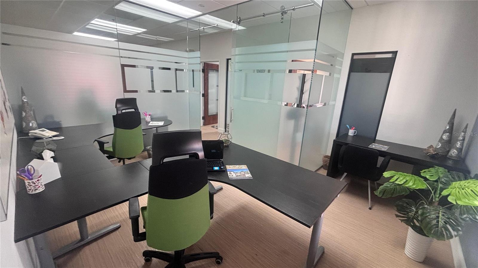 OFFICES/VERANDA PARK BLDG 1500 - Commercial Lease