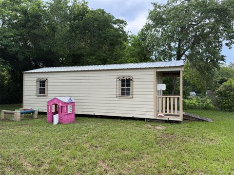 Tiny photo for 20785 W Mckinney Avenue, Dunnellon, FL 34431 (MLS # OM726444)