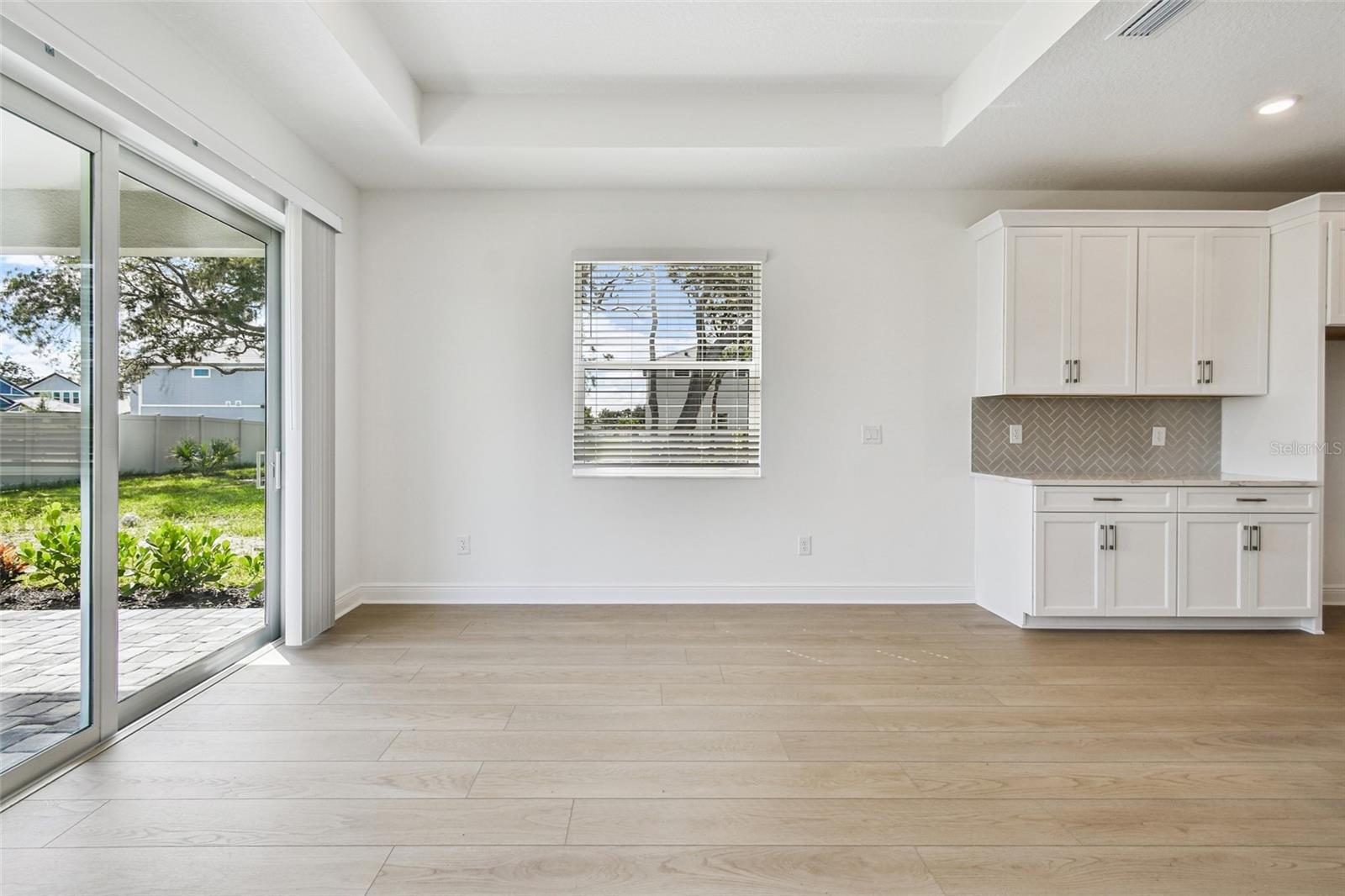 HAWKSTONE - Residential