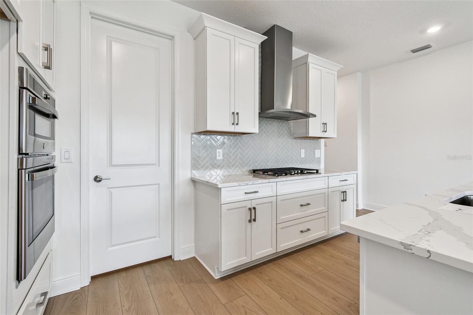 HAWKSTONE - Residential