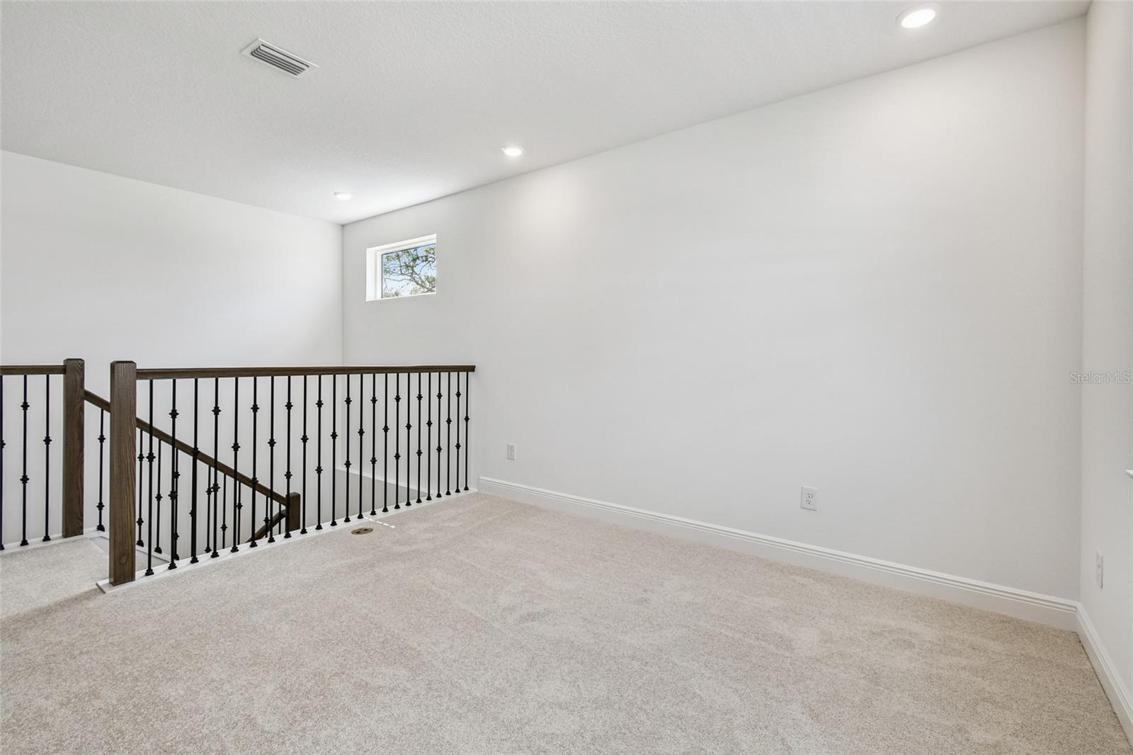 HAWKSTONE - Residential