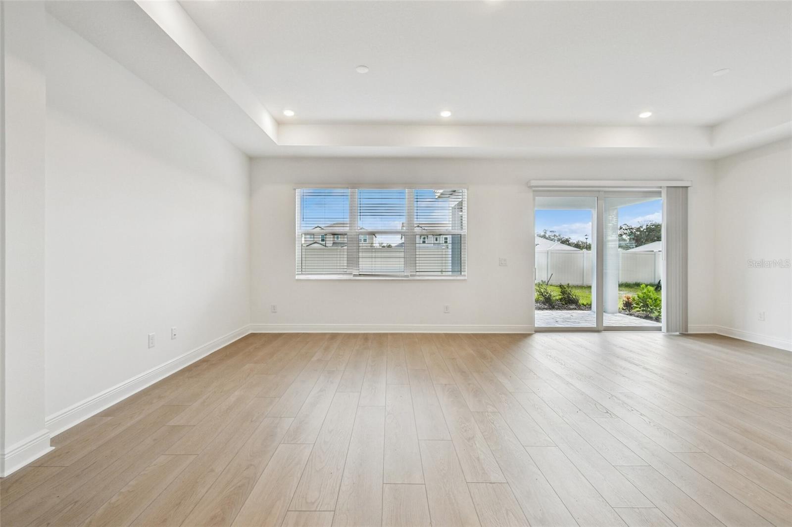 HAWKSTONE - Residential
