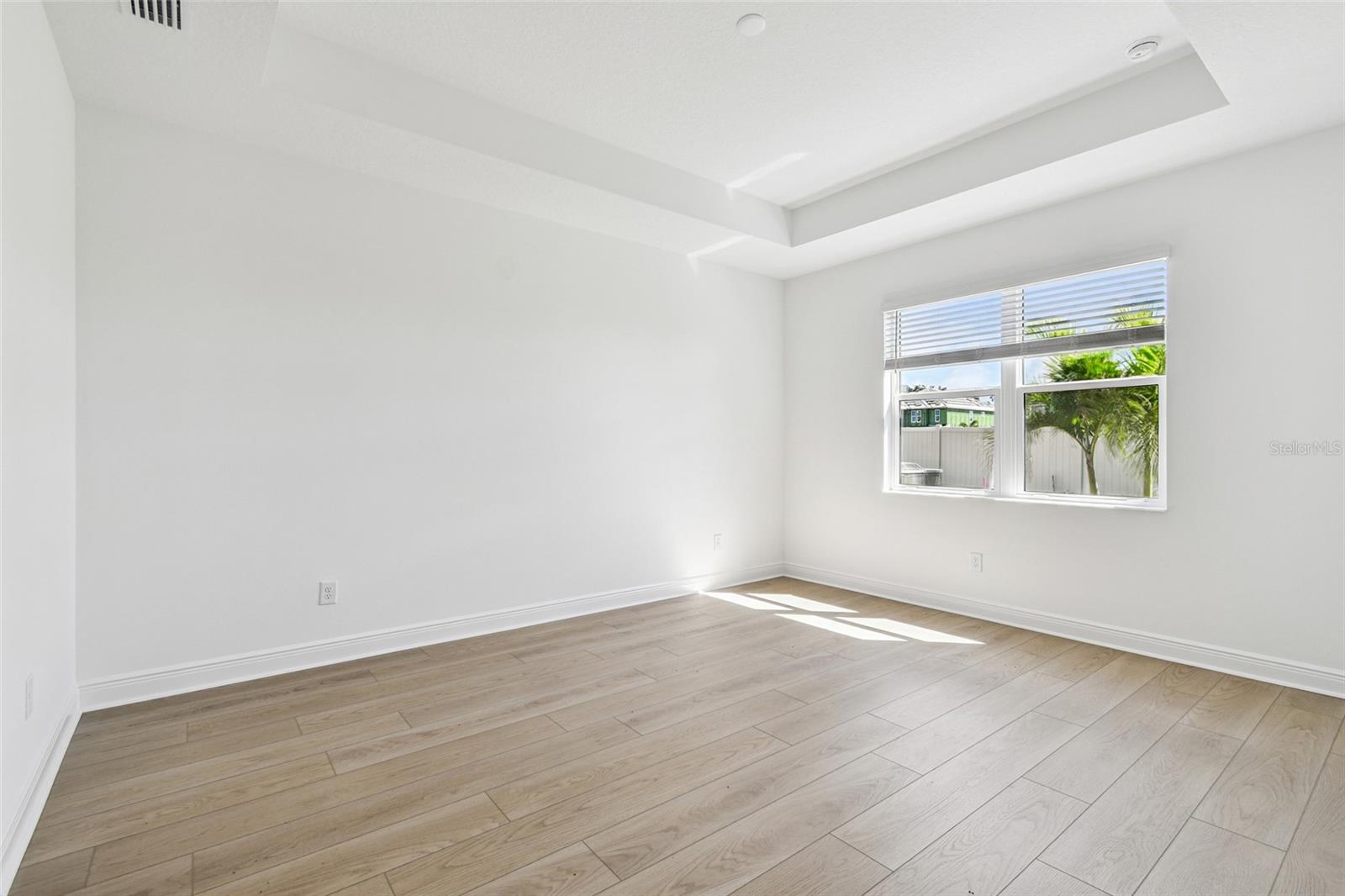 HAWKSTONE - Residential