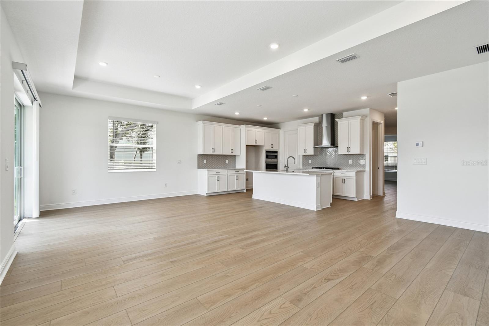 HAWKSTONE - Residential