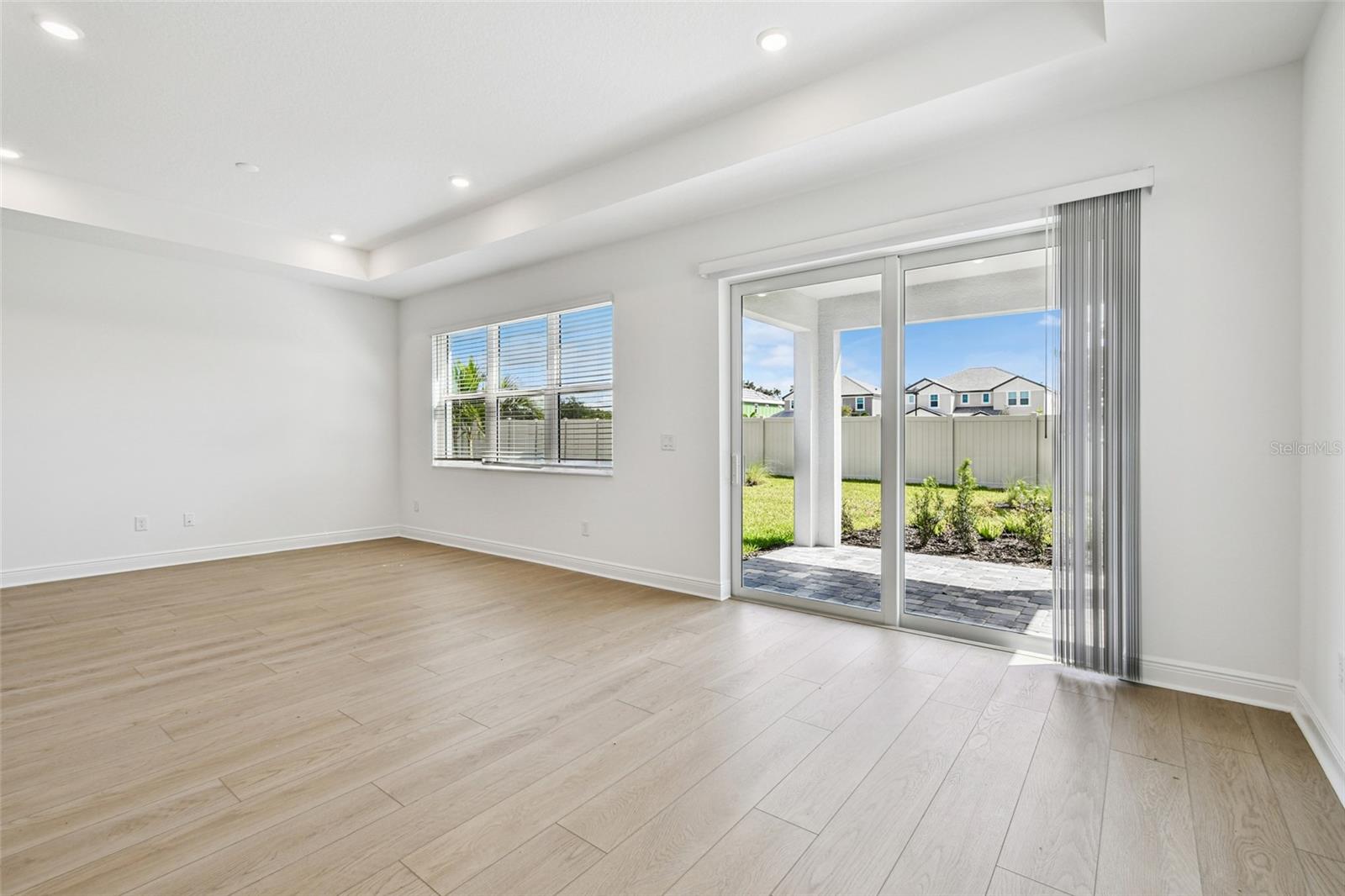 HAWKSTONE - Residential