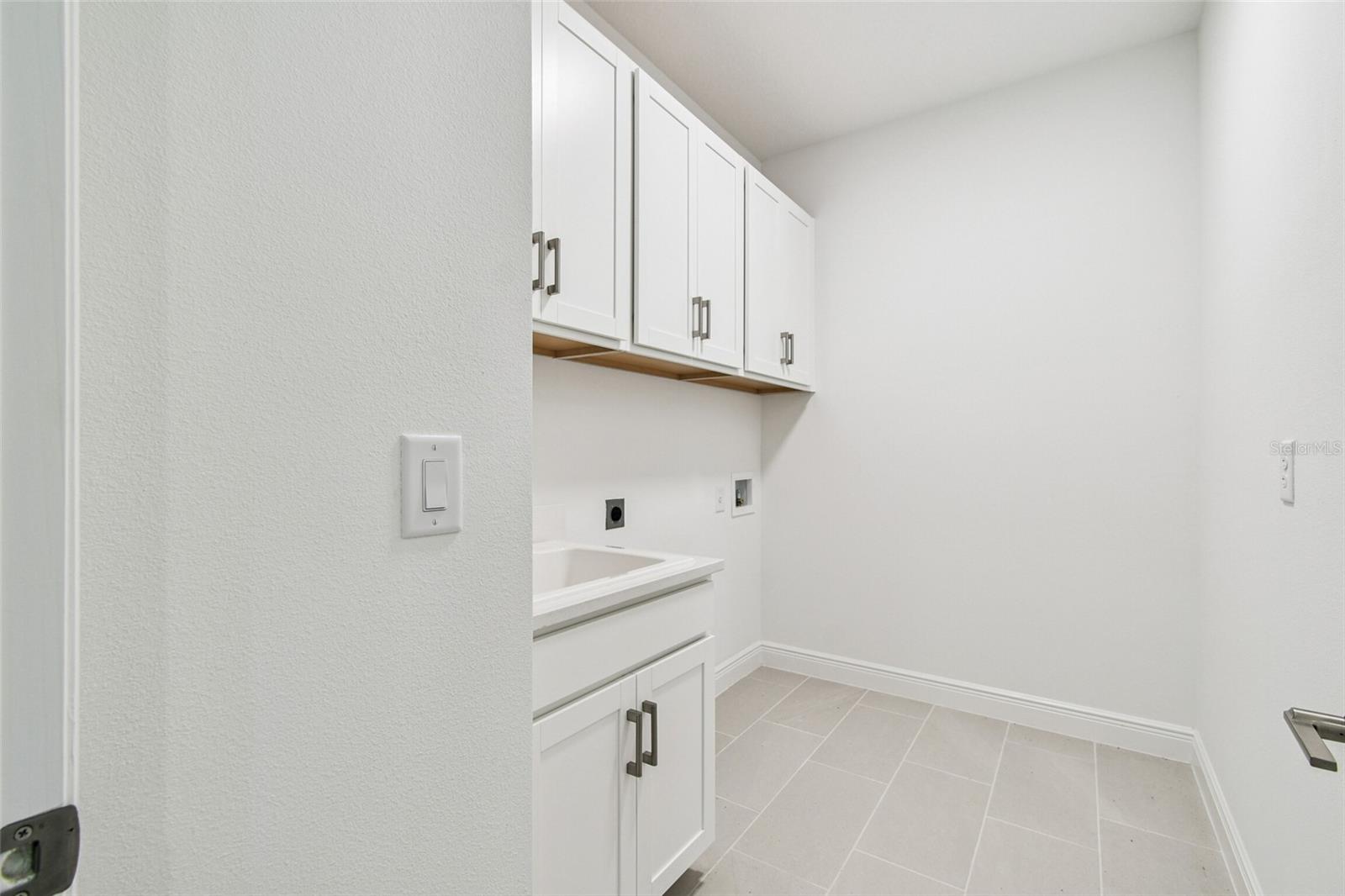 HAWKSTONE - Residential
