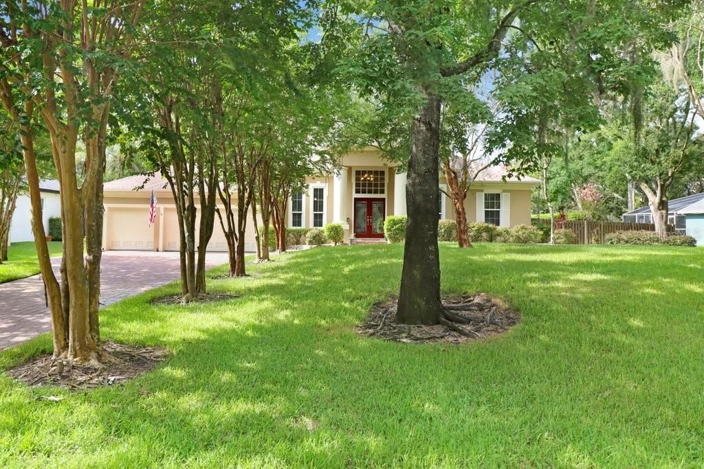 Photo of 2433 Fox Forest Drive, Lutz, FL 33549 (MLS # TB8411168)