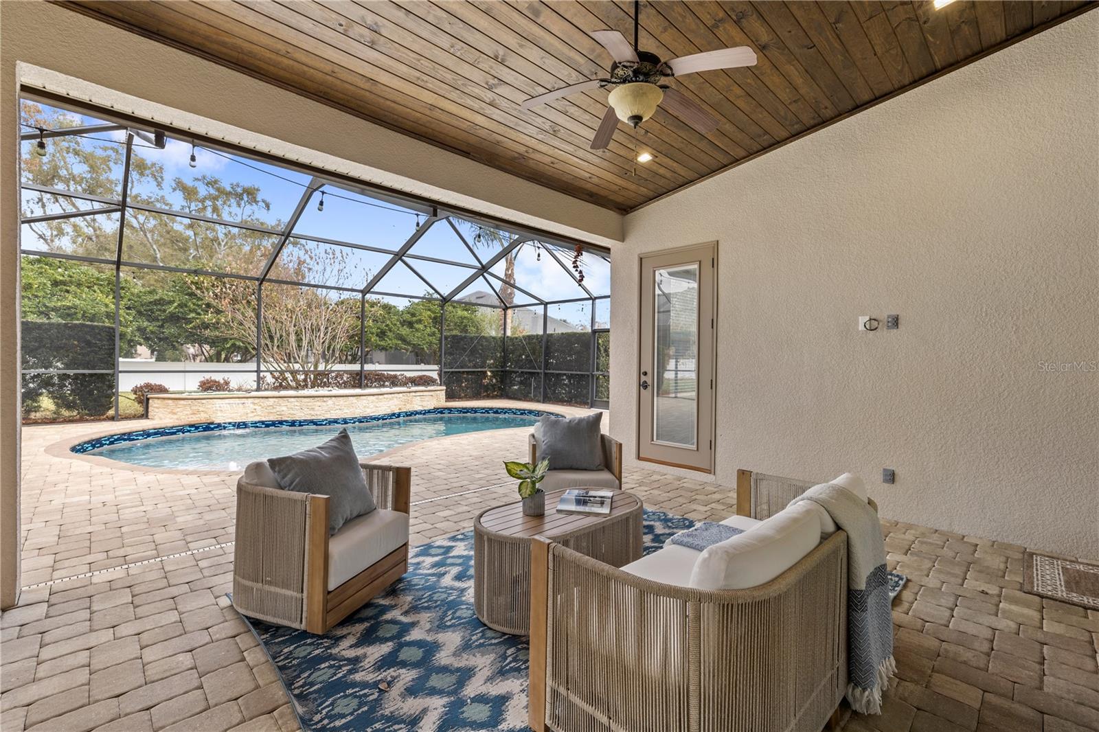 9468 WATERFORD OAKS DRIVE