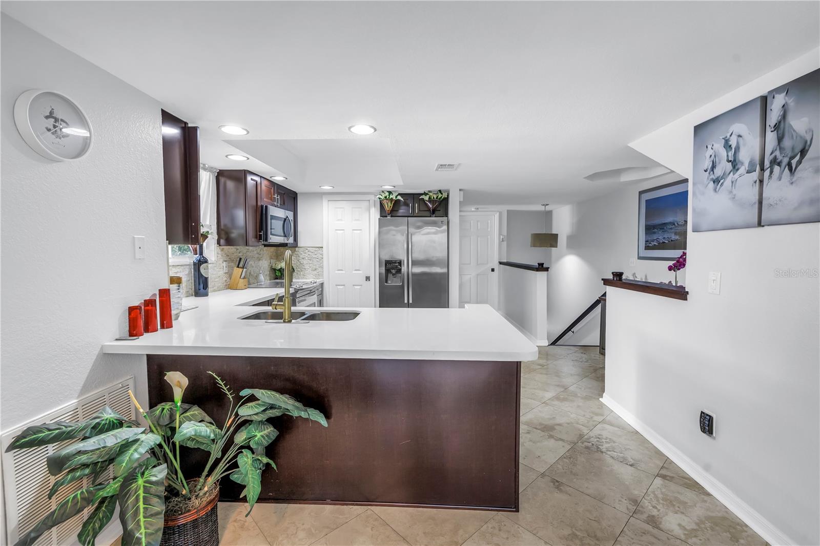 TARA CAY SOUND SOUTH - Residential Lease