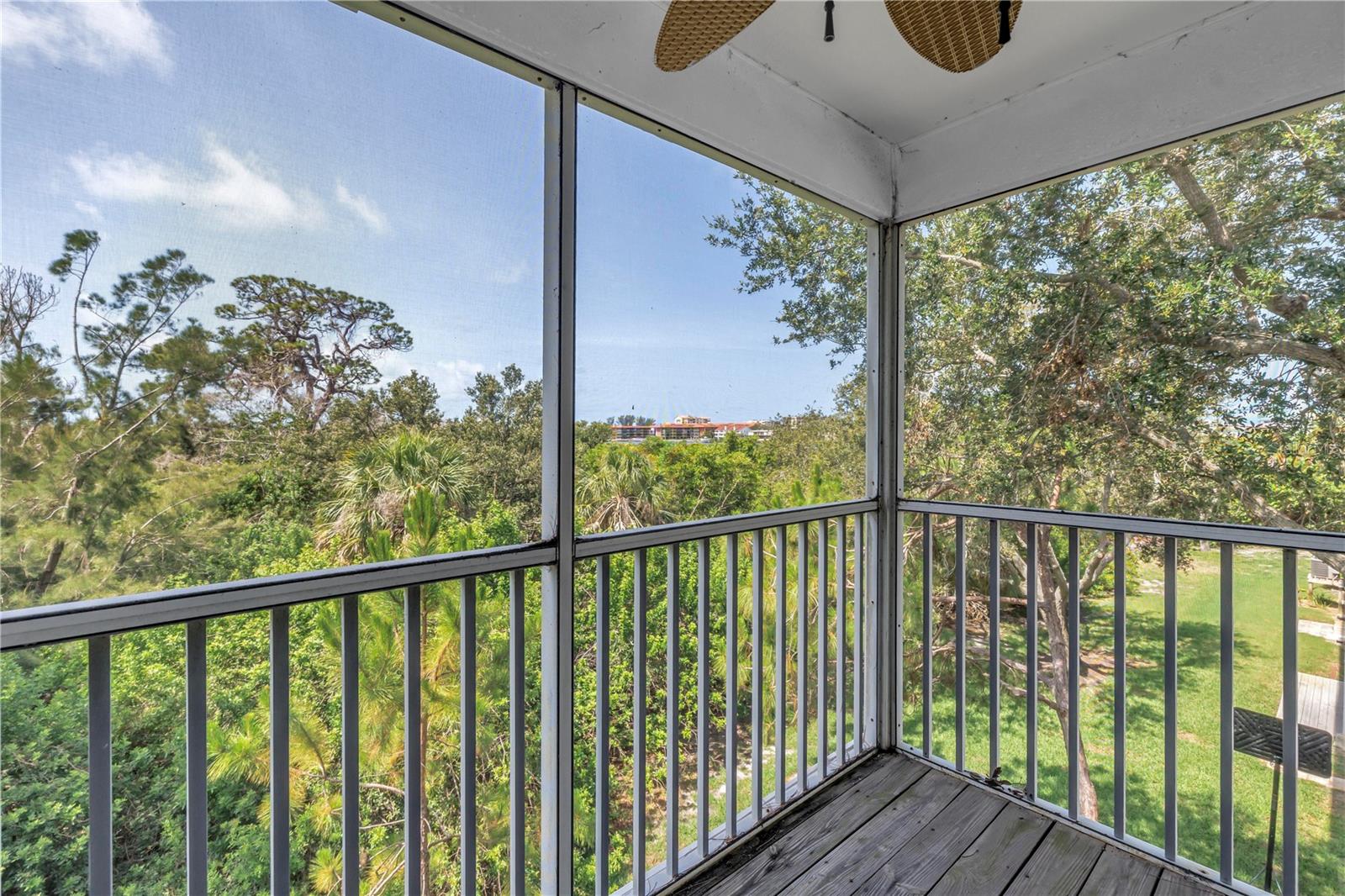 TARA CAY SOUND SOUTH - Residential Lease