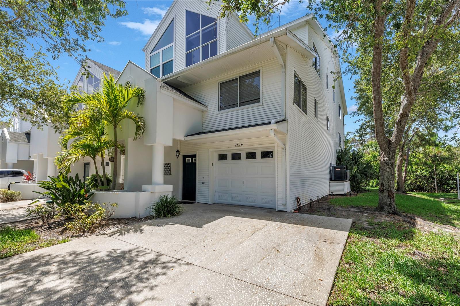 TARA CAY SOUND SOUTH - Residential Lease