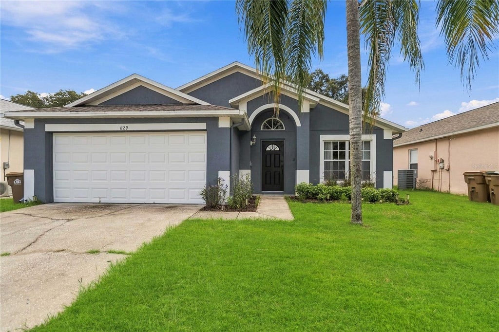 Photo of 829 Clear Creek Circle, Clermont, FL 34714 (MLS # O6442523)