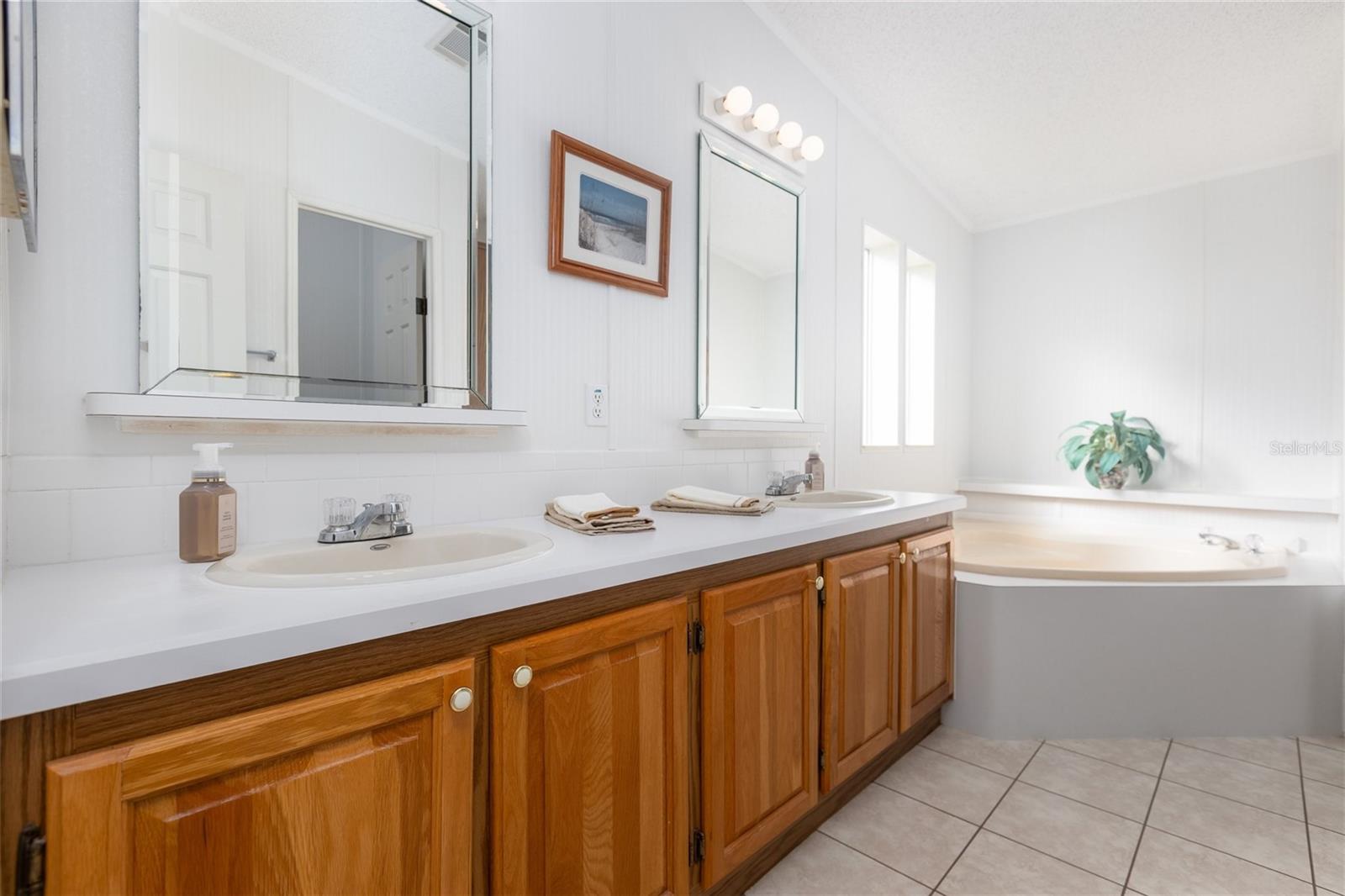 EDGEWATER LANDING PH 02 - Residential