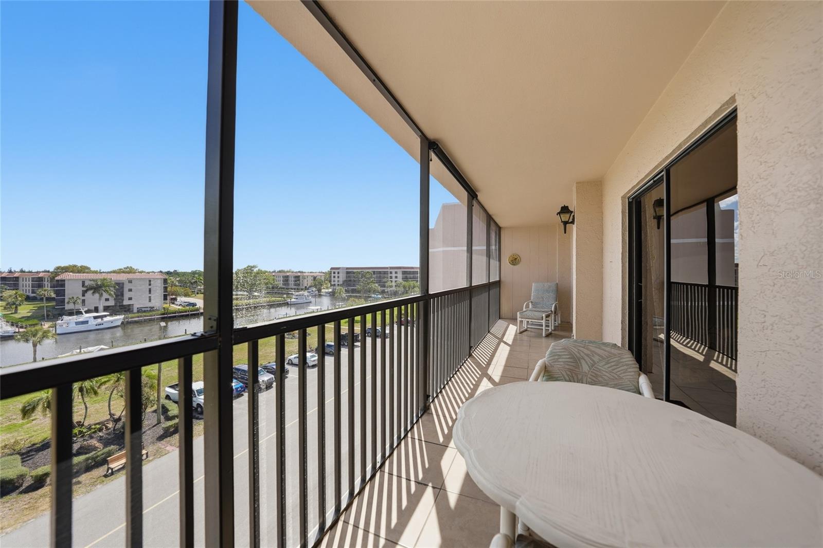 EMERALD POINTE PH 06 BLDG F - Residential