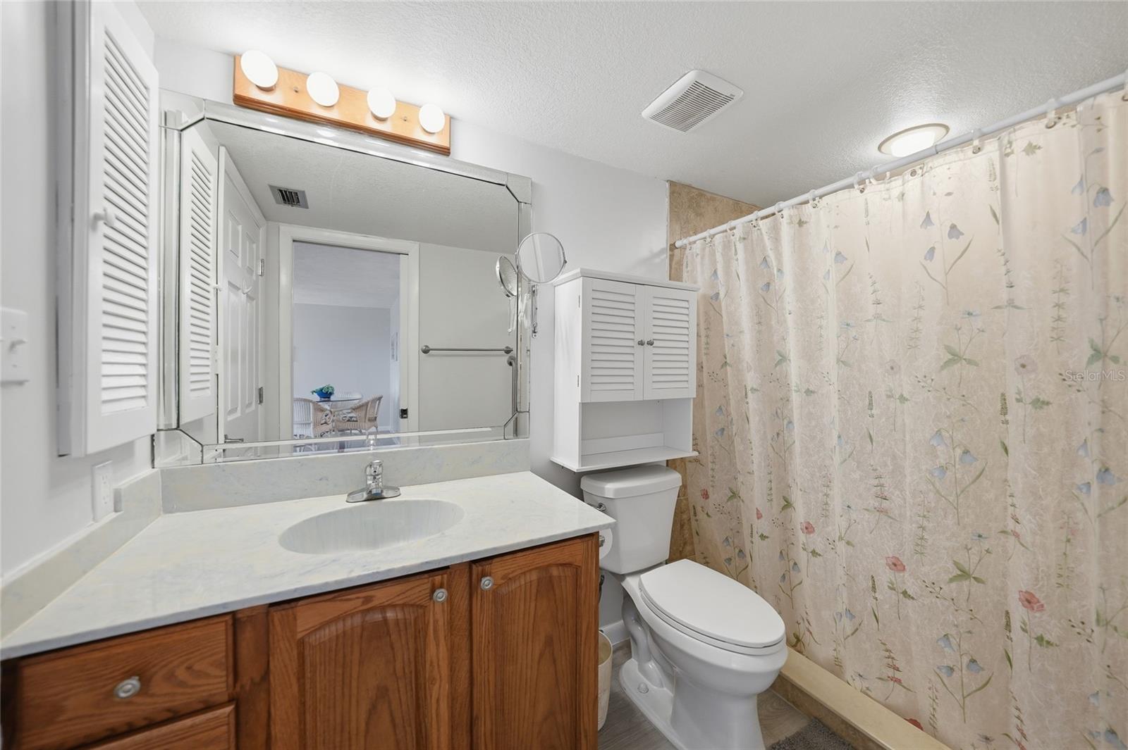 EMERALD POINTE PH 06 BLDG F - Residential