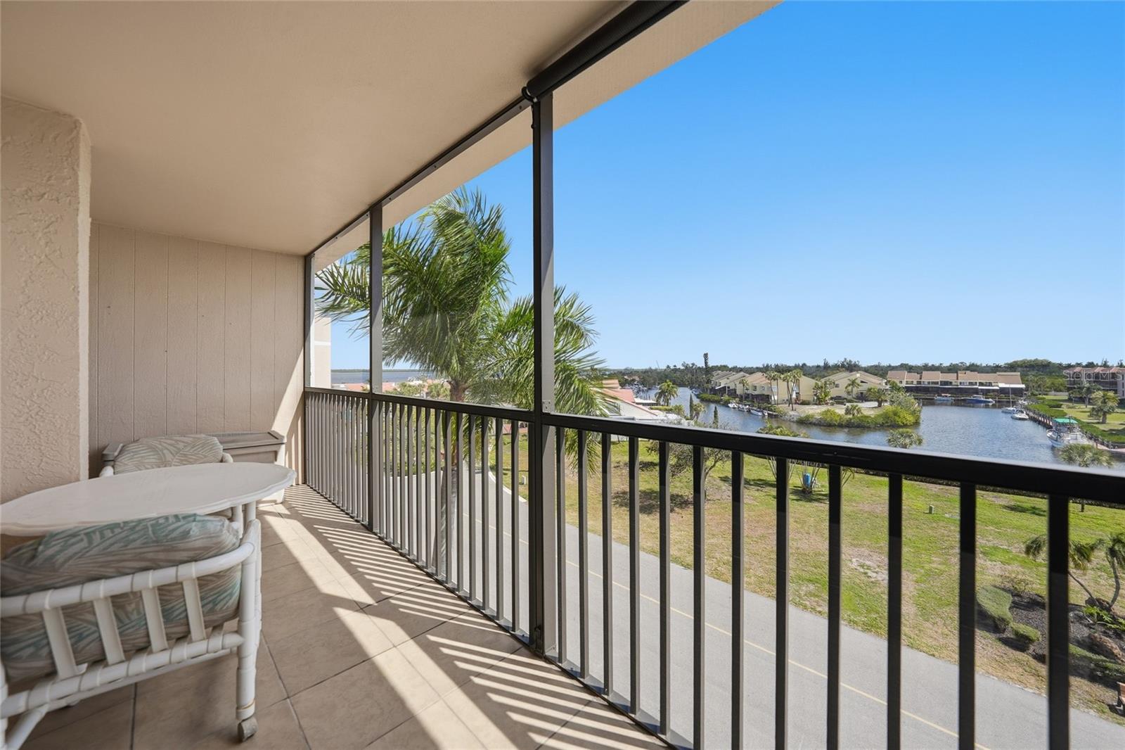 EMERALD POINTE PH 06 BLDG F - Residential