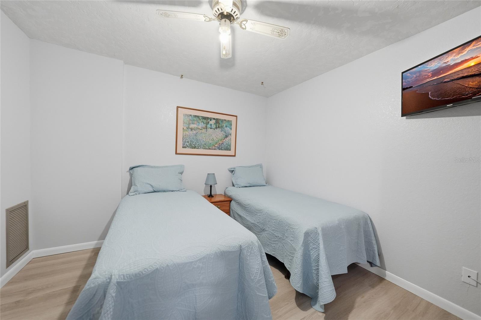 EMERALD POINTE PH 06 BLDG F - Residential