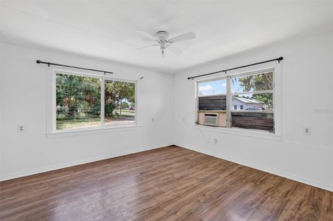 Tiny photo for 527 E Lemon Avenue, Eustis, FL 32726 (MLS # G5113226)