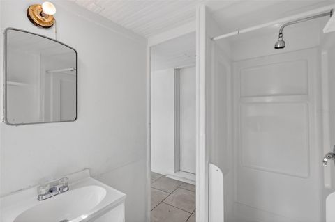 Tiny photo for 527 E Lemon Avenue, Eustis, FL 32726 (MLS # G5113226)