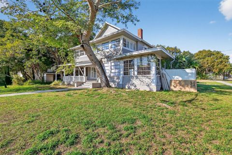 Tiny photo for 527 E Lemon Avenue, Eustis, FL 32726 (MLS # G5113226)