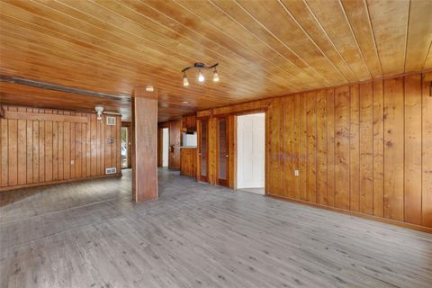 Tiny photo for 527 E Lemon Avenue, Eustis, FL 32726 (MLS # G5113226)