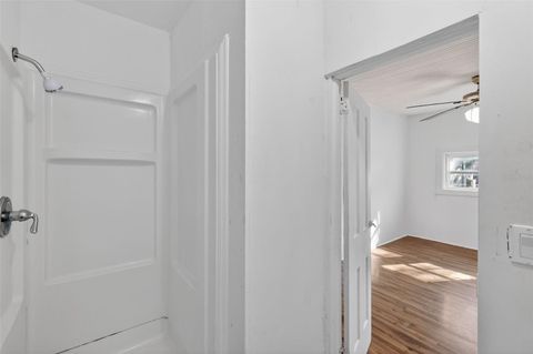 Tiny photo for 527 E Lemon Avenue, Eustis, FL 32726 (MLS # G5113226)