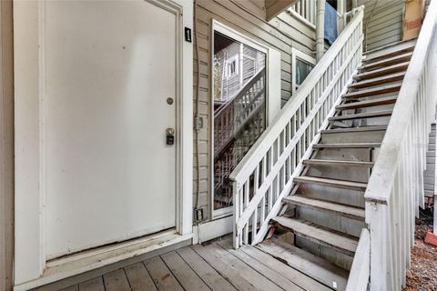 Tiny photo for 527 E Lemon Avenue, Eustis, FL 32726 (MLS # G5113226)