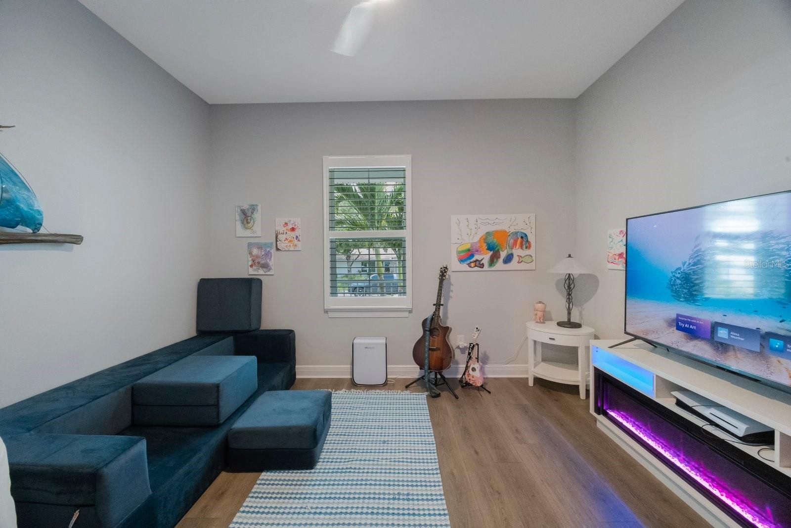 TIERRA VERDE - Residential