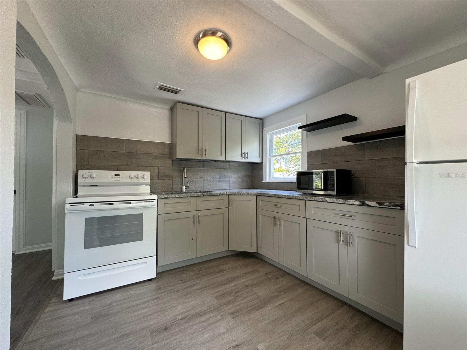 COLFAX CITY - Residential Income