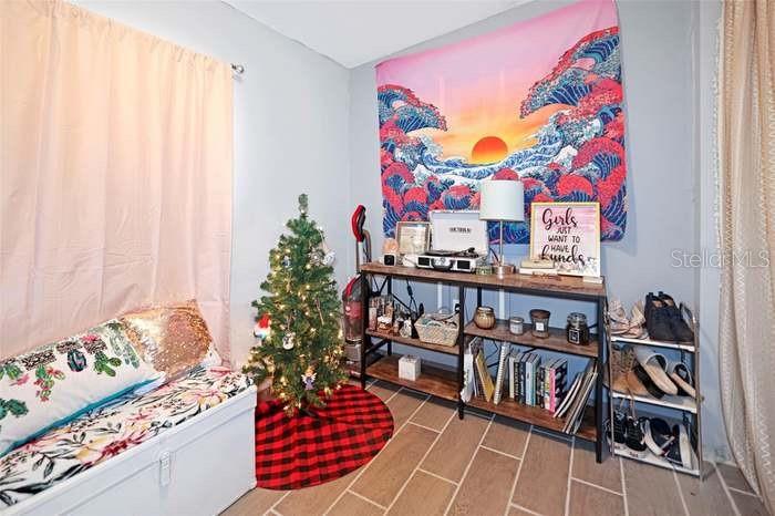 COLFAX CITY - Residential Income