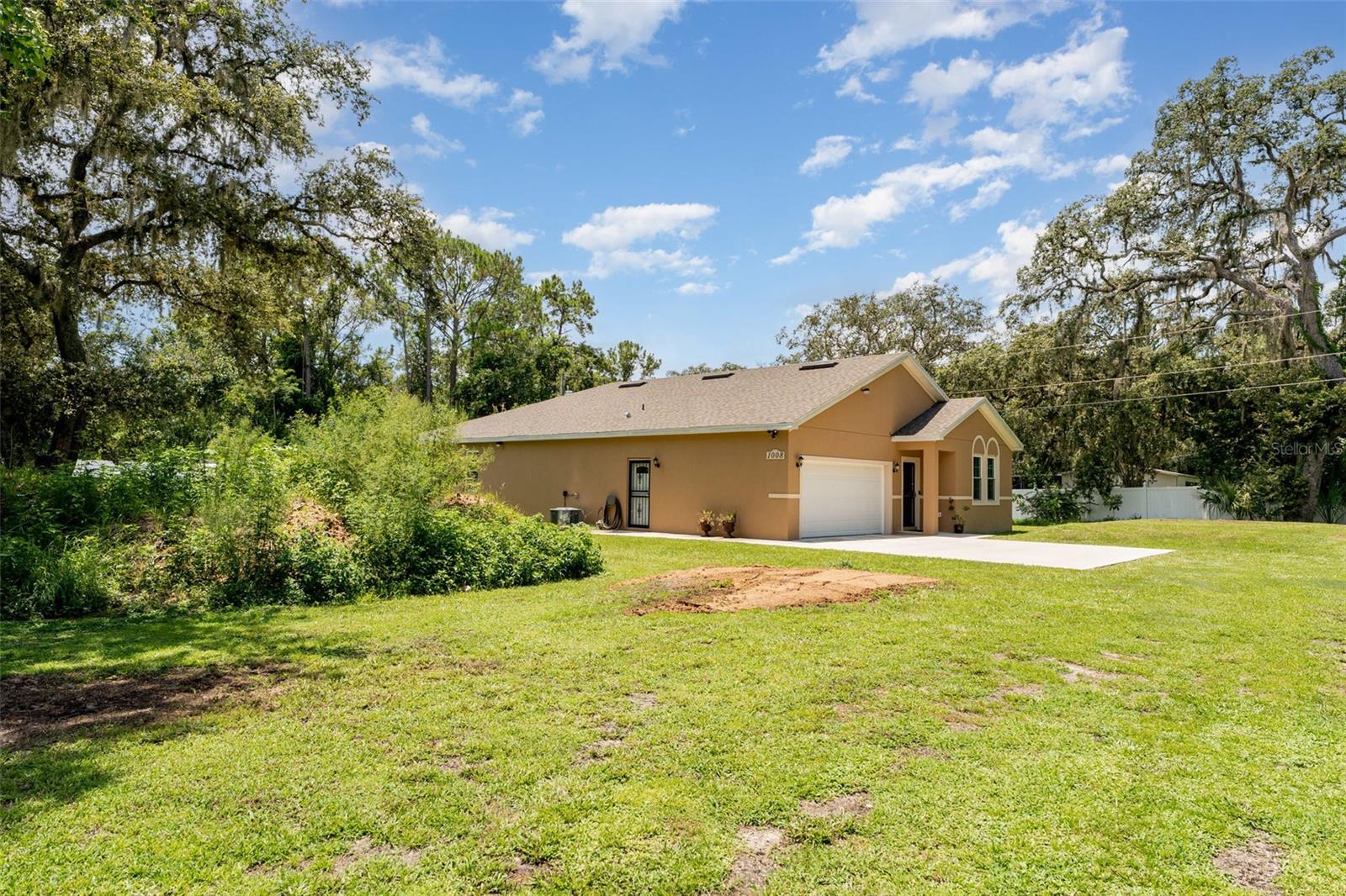 ACREAGE & UNREC - Residential
