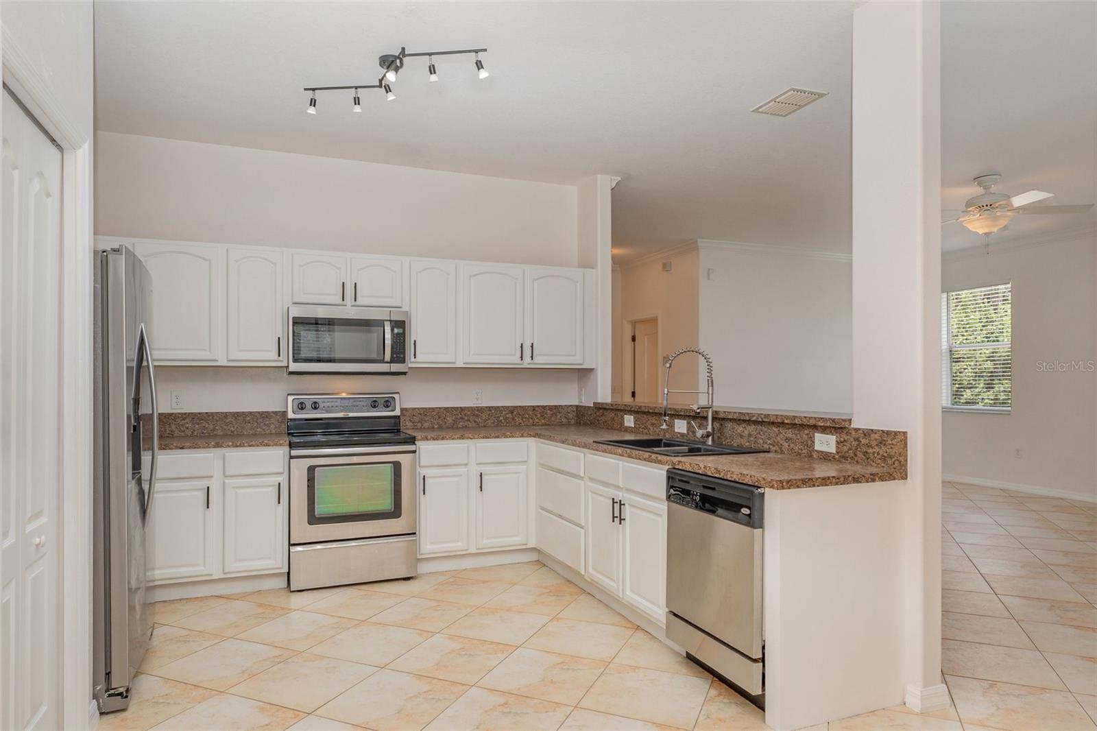 ACREAGE & UNREC - Residential