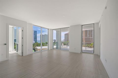 Condominium in SARASOTA FL 301 QUAY COMMONS 8.jpg