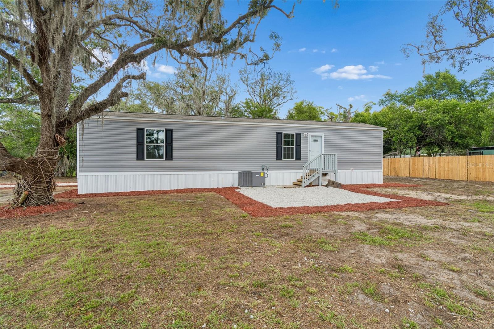 MOON LAKE ESTATES - Residential