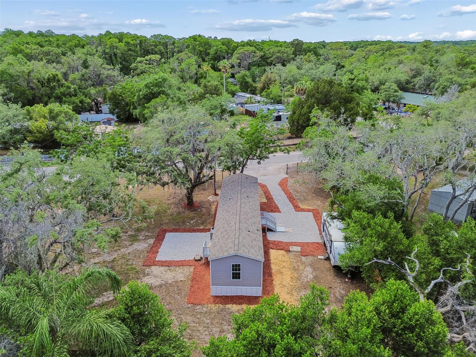 MOON LAKE ESTATES - Residential