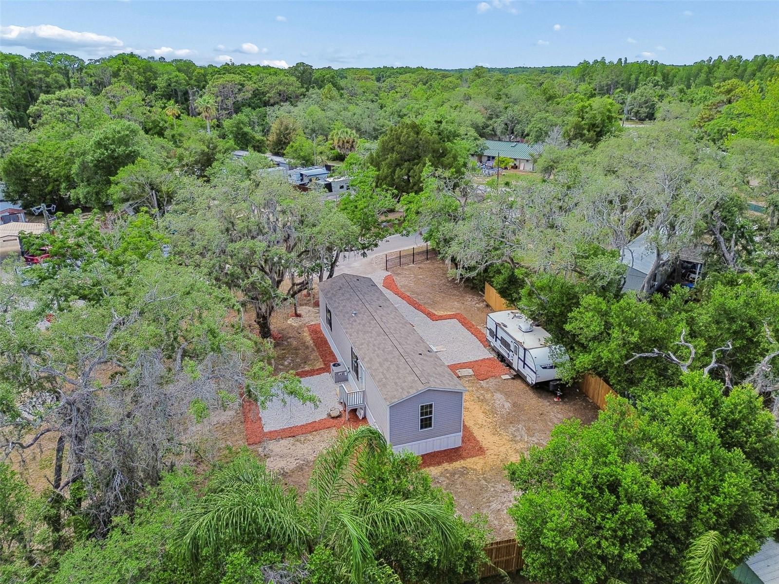 MOON LAKE ESTATES - Residential