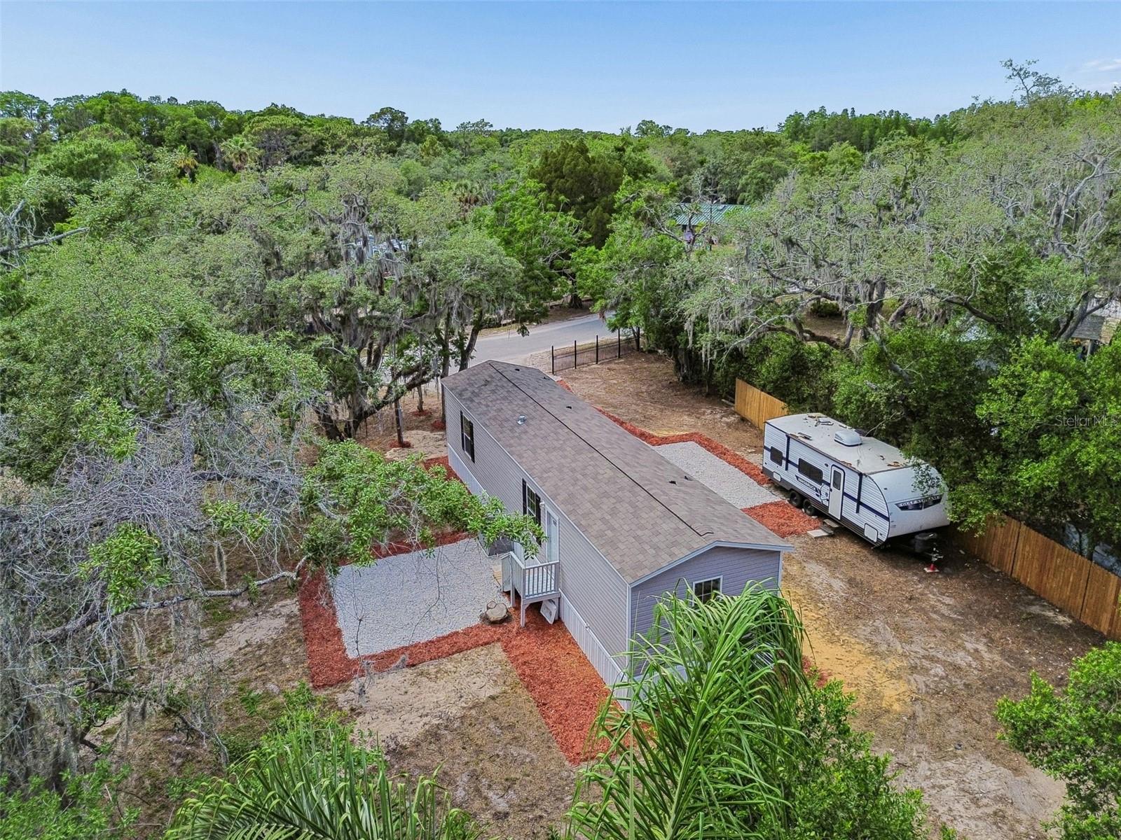 MOON LAKE ESTATES - Residential