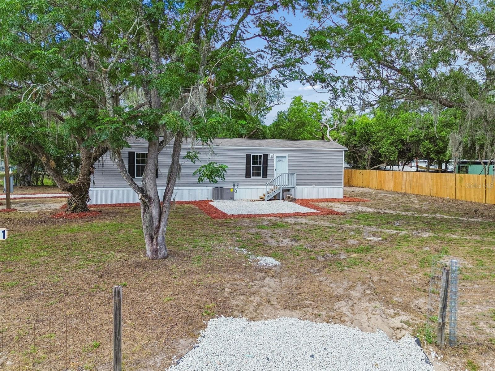 MOON LAKE ESTATES - Residential
