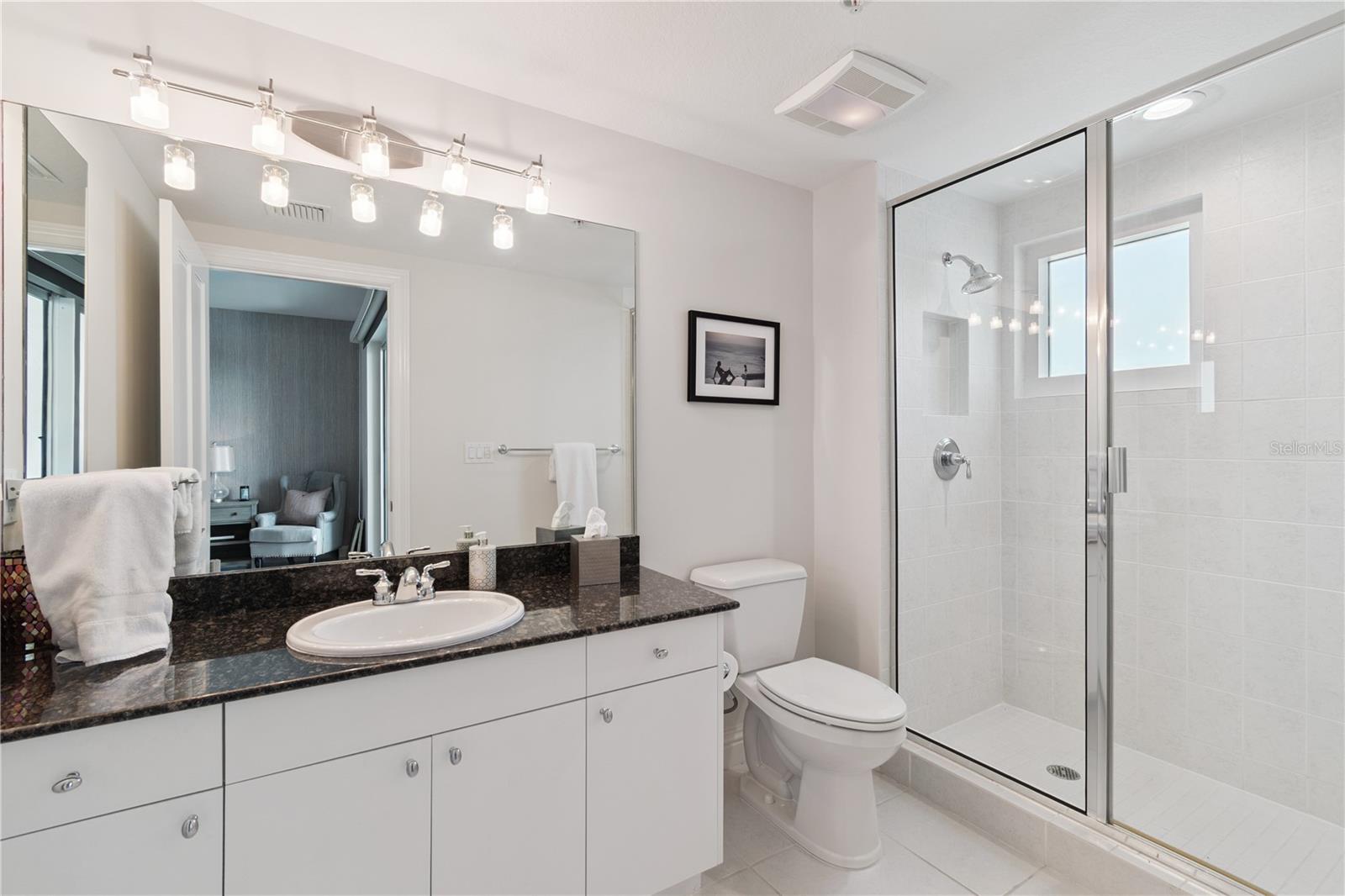 THE ALAGON ON BAYSHORE - Residential