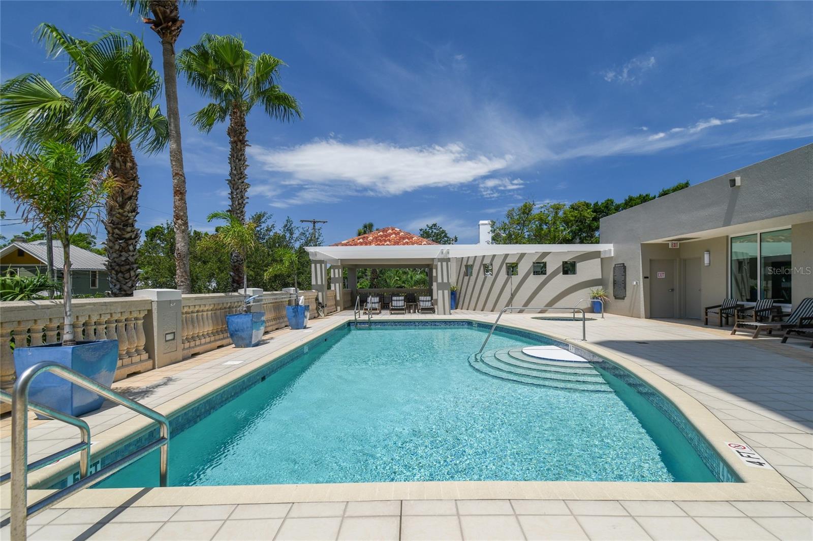 THE ALAGON ON BAYSHORE - Residential