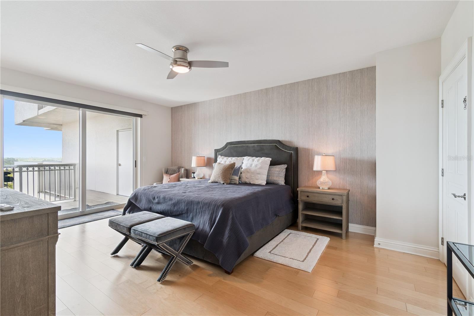 THE ALAGON ON BAYSHORE - Residential