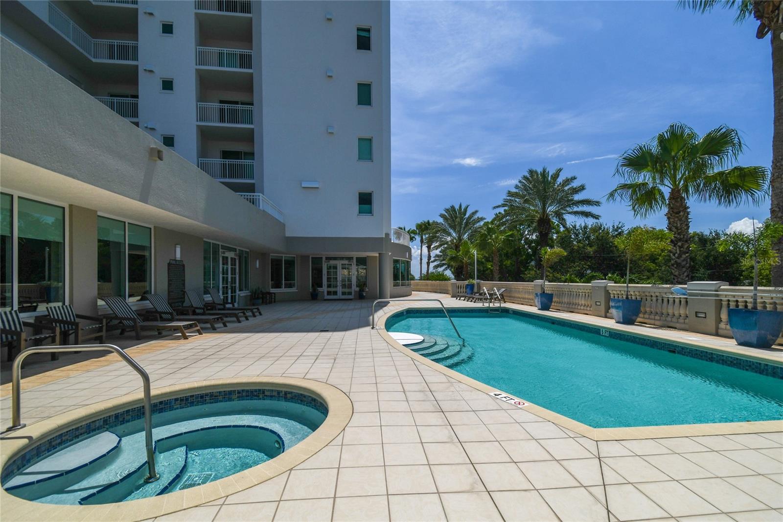 THE ALAGON ON BAYSHORE - Residential