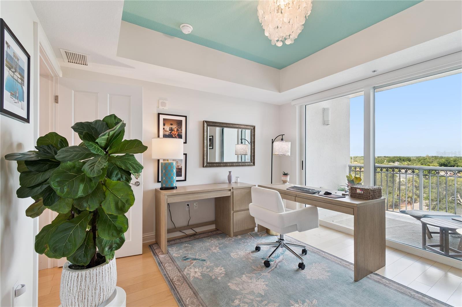 THE ALAGON ON BAYSHORE - Residential