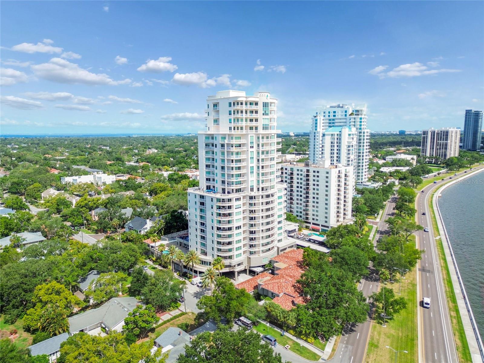 THE ALAGON ON BAYSHORE - Residential