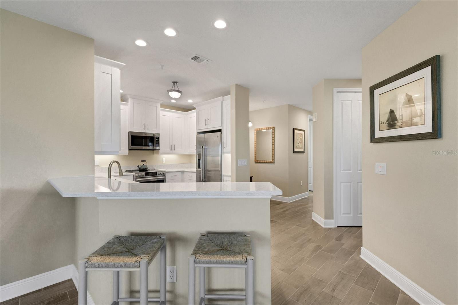 PALMA SOLA BAY CLUB PH 4 - Residential