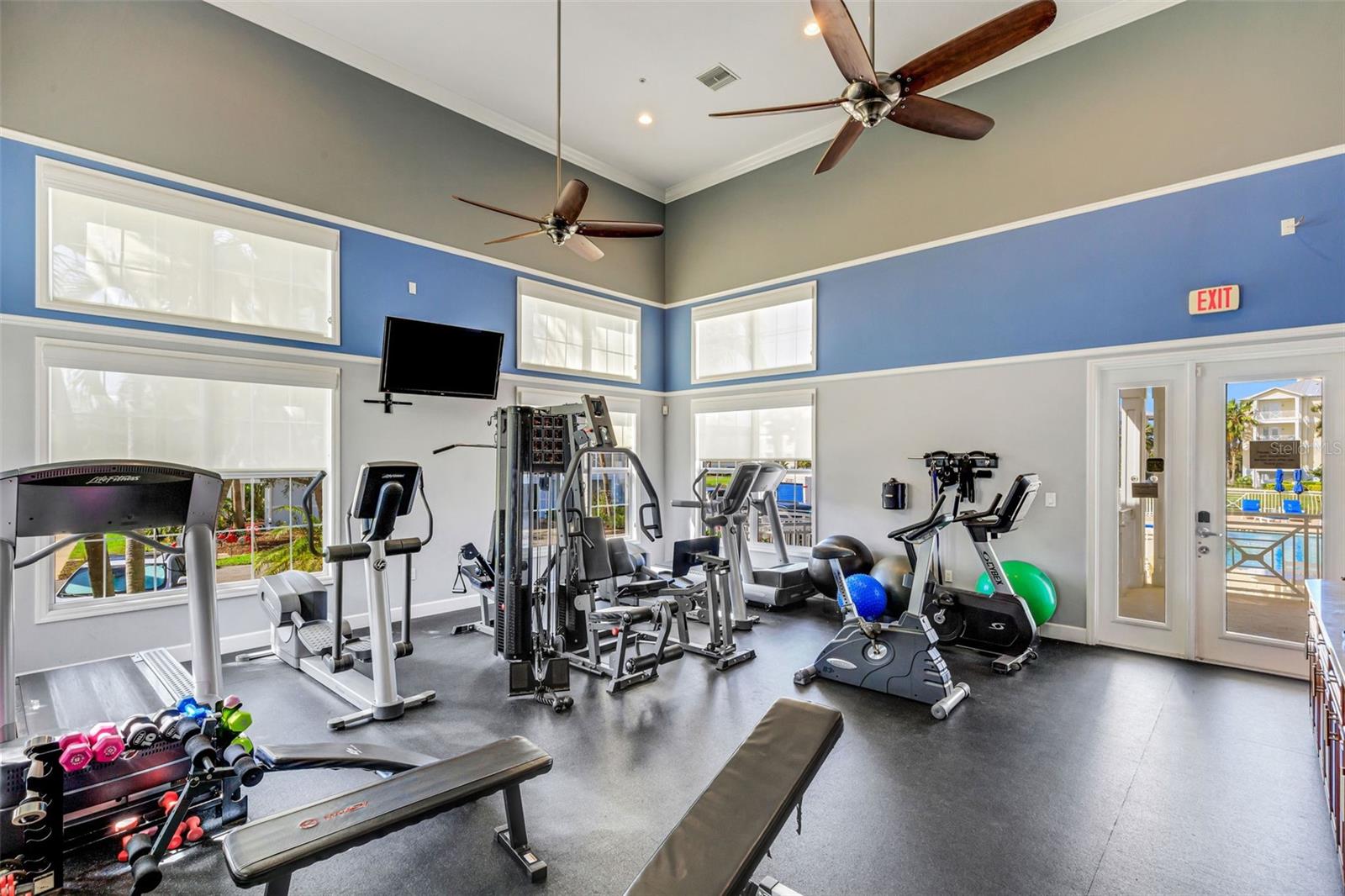 PALMA SOLA BAY CLUB PH 4 - Residential